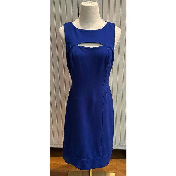 Vince Camuto Dresses & Skirts - Vince Camuto blue keyhole dress sz 6